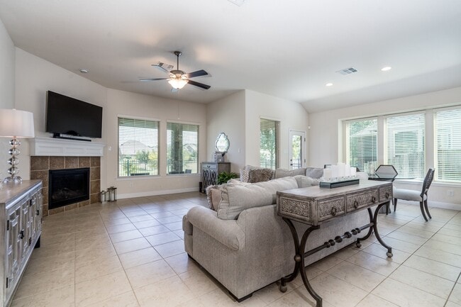 property at 19514 Juniper Breeze Ln