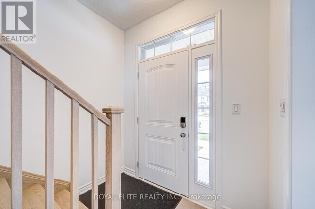 1374 William Halton Pkwy in Oakville, ON - Building Photo - Building Photo