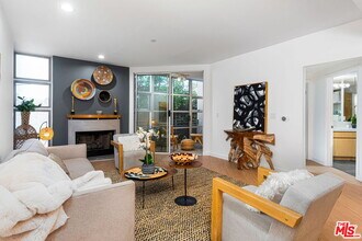 171 N Church Ln in Los Angeles, CA - Building Photo - Building Photo