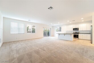 11586 Monte Isola St in Las Vegas, NV - Building Photo - Building Photo