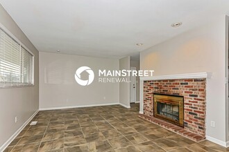 3 N Lang Dr in O'Fallon, MO - Building Photo - Building Photo