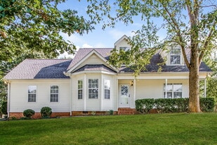 2814 Meadowhill Dr in Murfreesboro, TN - Building Photo