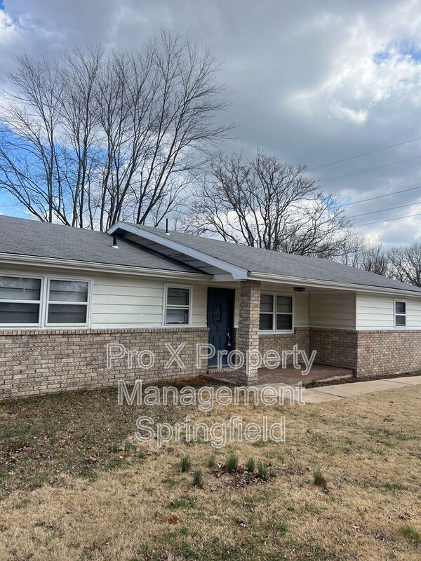 3112 S Dayton Ave in Springfield, MO - Building Photo - Building Photo