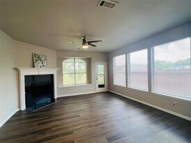 904 Inland Ln in McKinney, TX - Building Photo