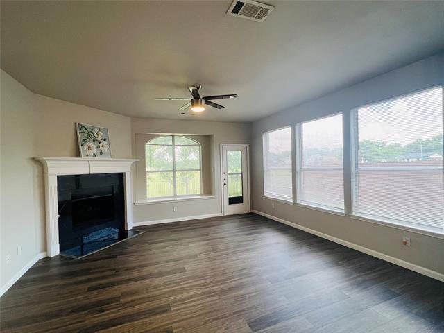 property at 904 Inland Ln