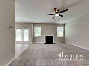 3952 Margaux Dr in Atlanta, GA - Foto de edificio - Building Photo