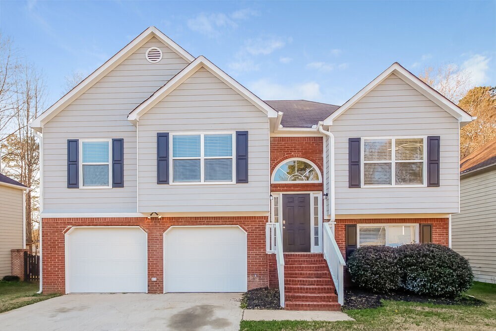 4154 Misty Morn Way in Powder Springs, GA - Building Photo