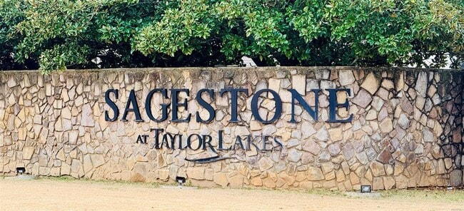 5812 Lotus Cir in Montgomery, AL - Building Photo - Building Photo