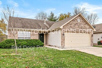 643 Muirfield Dr in Brownsburg, IN - Building Photo - Building Photo