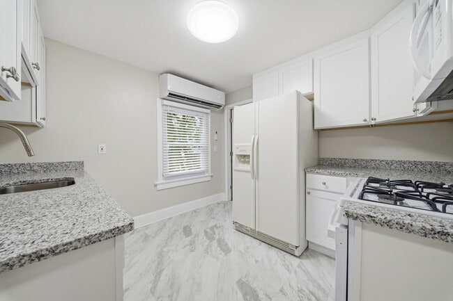 property at 609 Baldwin Ave