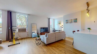 94 Washington St, Unit 9 in Norwalk, CT - Building Photo - Building Photo