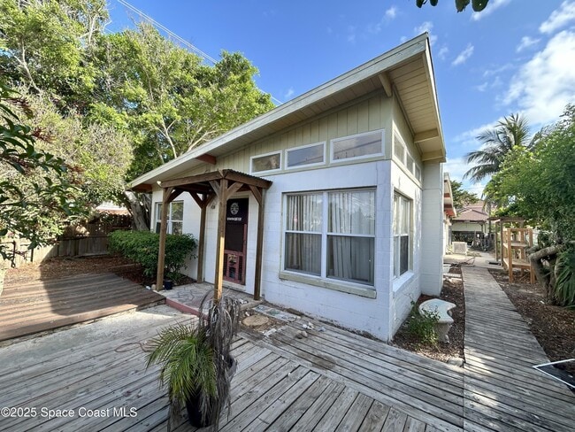 property at 400 Lincoln Ave