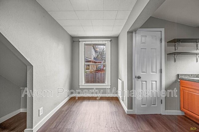 4221 SE 52nd Ave in Portland, OR - Building Photo - Building Photo