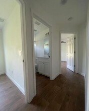 2426 13th Ave SW in Vero Beach, FL - Building Photo - Building Photo