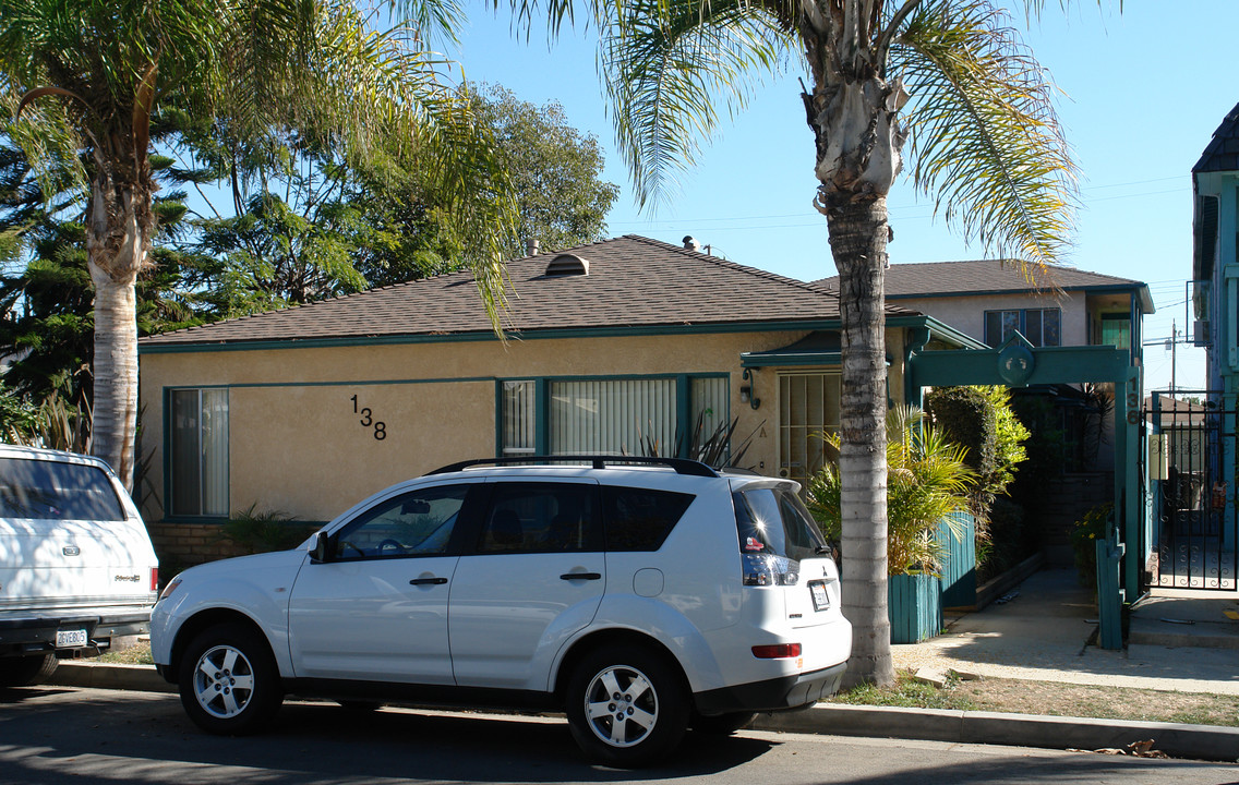 138 13th St in Seal Beach, CA - Building Photo