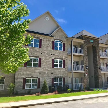 Landon Creek Apartments in Greensboro, NC - Building Photo