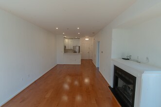 1645 International Dr, Unit #308 in Tysons, VA - Building Photo - Building Photo