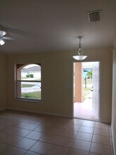 19 SE 23rd Pl in Cape Coral, FL - Building Photo - Building Photo