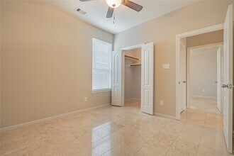 28514 Lockeridge Springs Dr in Spring, TX - Building Photo - Building Photo