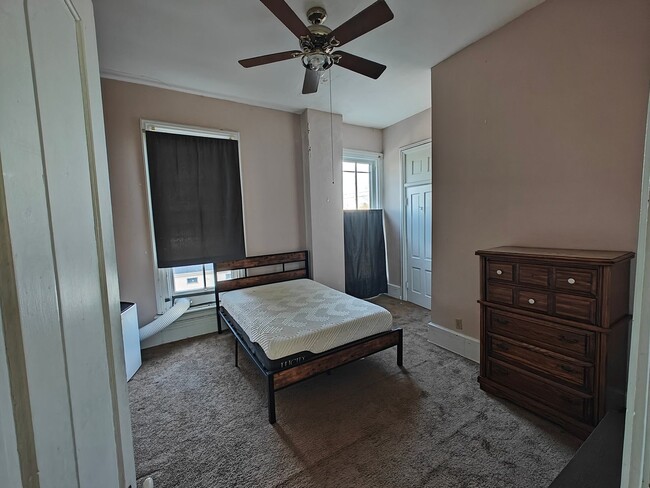 28 W Franklin St in Shelbyville, IN - Building Photo - Building Photo