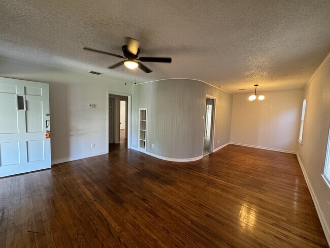 property at 1521 15th St
