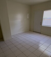 437 Long Dr in Kissimmee, FL - Building Photo - Building Photo