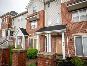 2198 Noble Rd in Cleveland Heights, OH - Building Photo - Building Photo