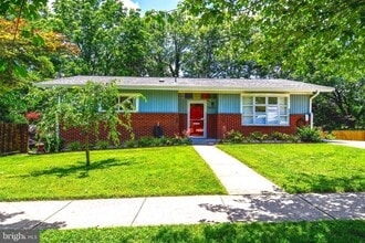 3602 Sandy Ct in Kensington, MD - Building Photo - Building Photo