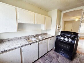 1509 Sycamore St, Unit A in Big Spring, TX - Building Photo - Building Photo