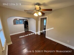 3042 13th St N in St. Petersburg, FL - Building Photo - Building Photo