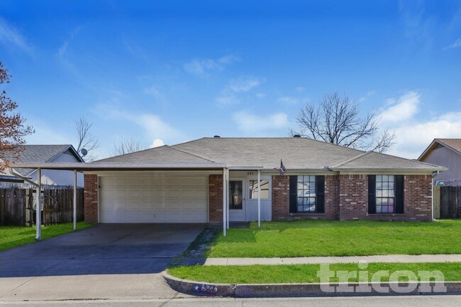 property at 521 Clover Dr