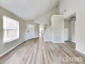 2013 Greenwood Dr in Rosenberg, TX - Building Photo - Building Photo