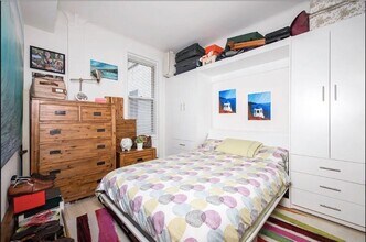 57 W 58th St in New York, NY - Building Photo - Building Photo