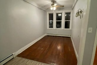 166 Lexington Ave in Jersey City, NJ - Building Photo - Building Photo