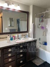 1327 N Rogue River St in Spokane, WA - Foto de edificio - Building Photo