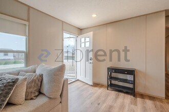 1202 Longleaf Pne St in Huffman, TX - Foto de edificio - Building Photo