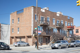 8420 25th Ave in Brooklyn, NY - Foto de edificio - Building Photo