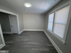 244 Mansion Ave in Audubon, NJ - Building Photo - Building Photo