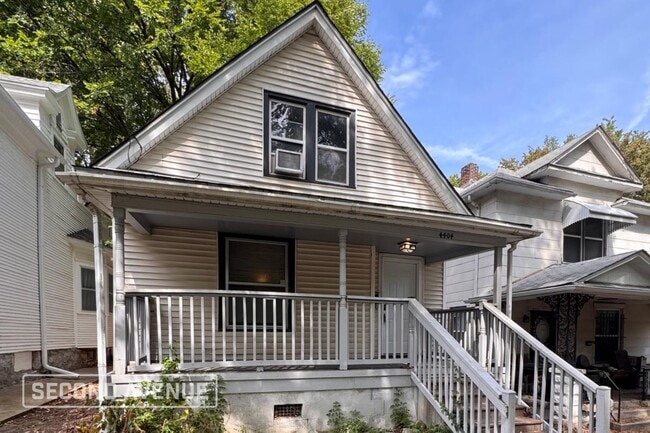 property at 4404 Windsor Ave