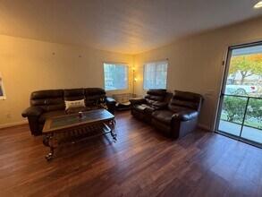 221 Valley Station Cir in Buellton, CA - Building Photo - Building Photo