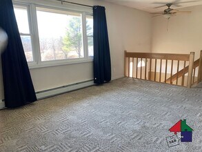 61 Spring Hollow Ln in Barre, VT - Building Photo - Building Photo