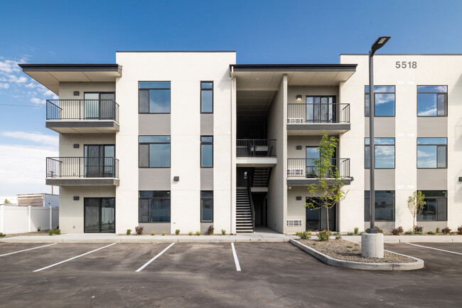 The Eliana Apartments!! in Boise, ID - Building Photo - Building Photo