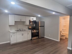 310 Braden St-Unit -117 Sarah Ave. in Hopkinsville, KY - Building Photo - Building Photo