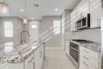 144 Kimberlite Dr in Henderson, NV - Building Photo - Building Photo