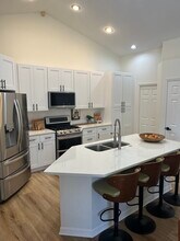 1405 W River Ct in Valrico, FL - Building Photo - Building Photo