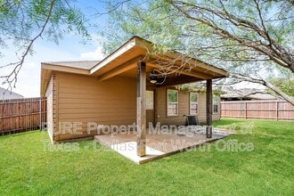 7318 Mistletoe Trail in Granbury, TX - Building Photo - Building Photo