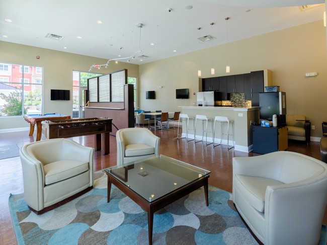 The Reserve at Knollwood in Blacksburg, VA - Foto de edificio - Building Photo