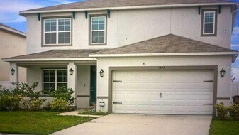 1872 Rustic Falls Dr in Kissimmee, FL - Building Photo