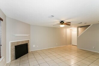 11811 Sunny Stream Dr in Tomball, TX - Building Photo - Building Photo
