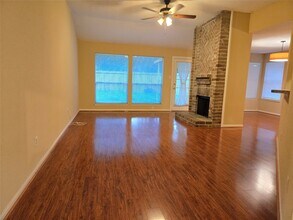 3106 Timber View Ct in Sugar Land, TX - Building Photo - Building Photo